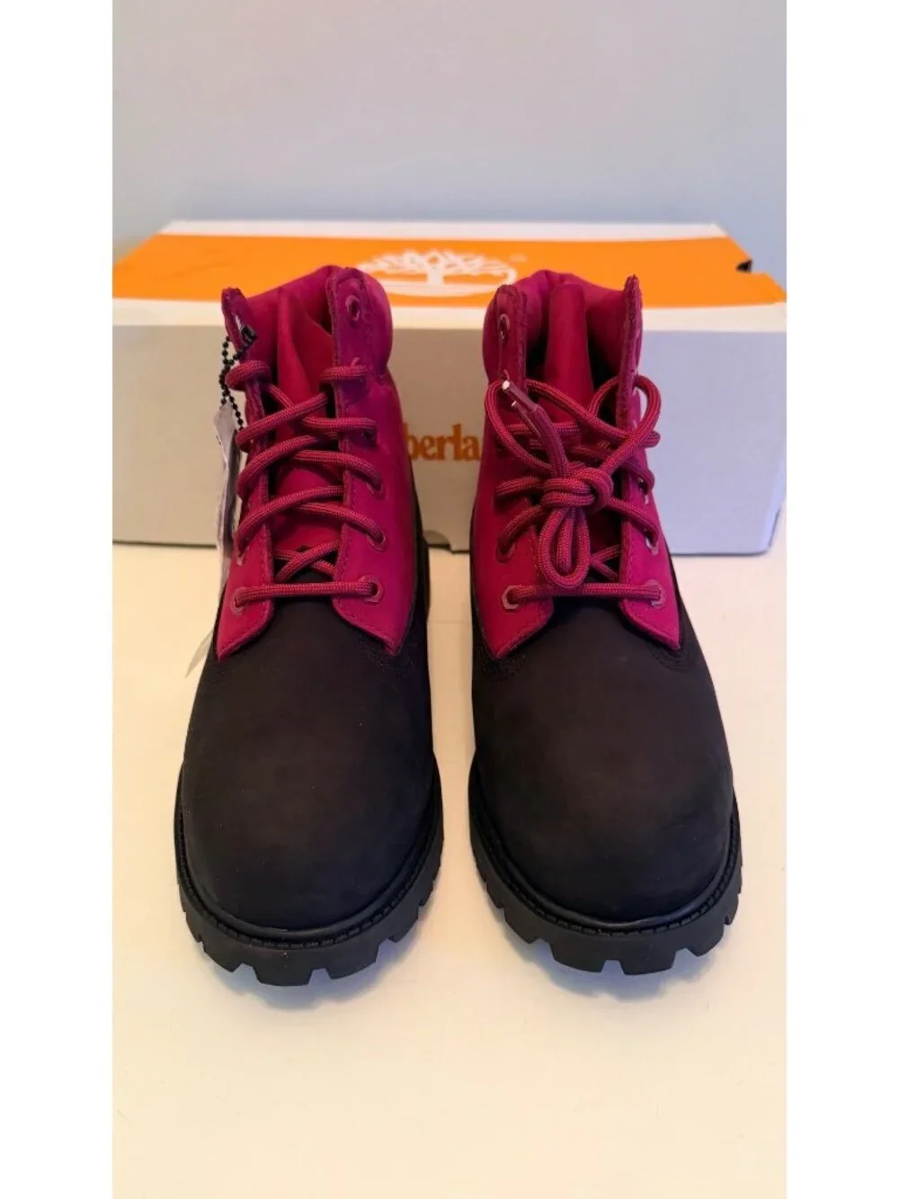 NIB Timberland Premium 6-Inch Waterproof Jr Boots Black Pink Nubuck Size 5 Boys